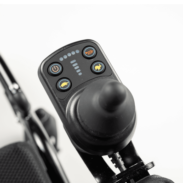 Silla eléctrica Ilca Avant ultra ligera con mando de acompañante
